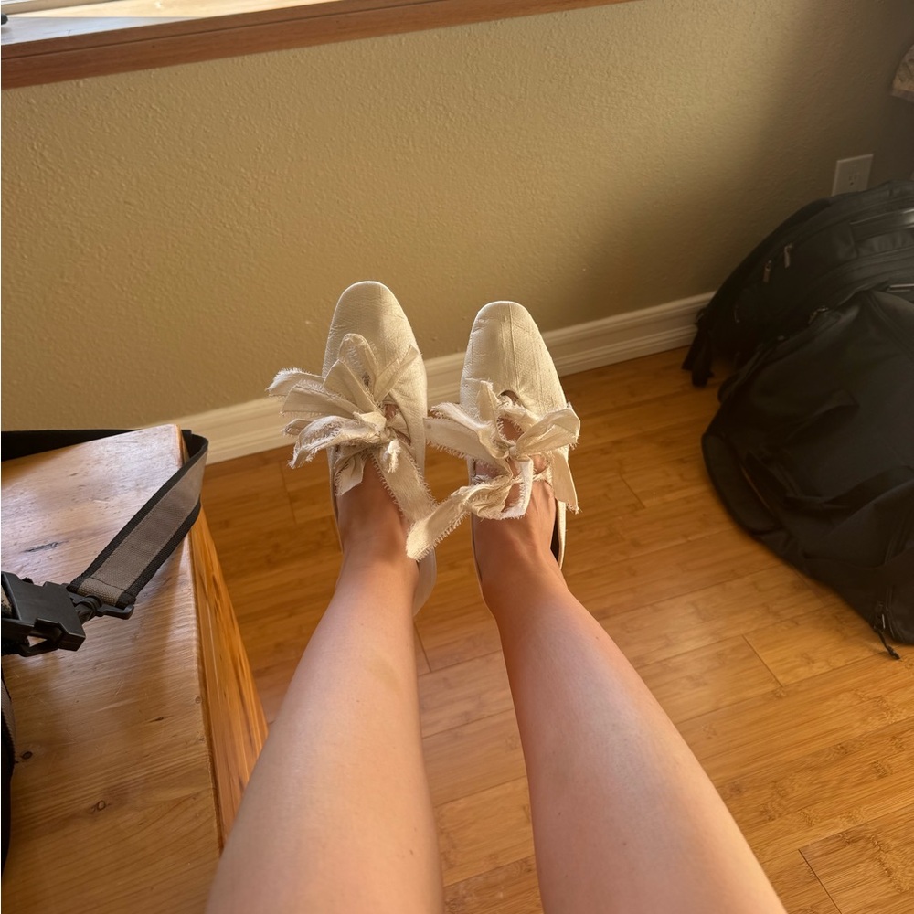 Sleeper silk ballet flats white